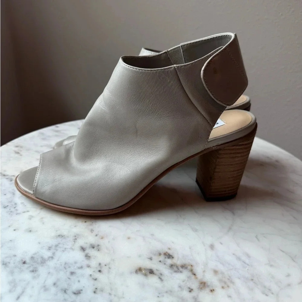 Steve Madden Women’s Nonstp Heel - Stone Gray, size 8